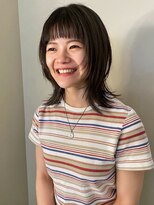 ユニバイリサ 天神大名店(uni by risa) ウルフレイヤー レイヤーカット オン眉 顔周りレイヤー 艶髪