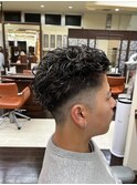 【センターパートマッシュ】抜け感×色気を纏う上品メンズカット