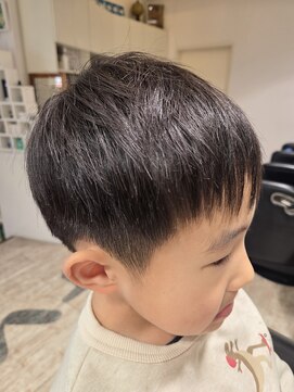 フュゼ(fusee) キッズのツーブロックスタイル