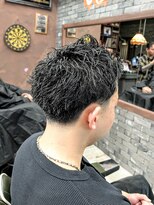 フォーコーナーズカットショップスリーセント 栄(FourCornersCutShop 3/cent) 【テーパーフェード×スパイキーショート】