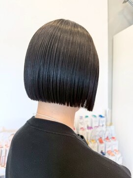 リレーション(Relation) 切りっぱなし似合わせカット大人可愛い前髪カットショートボウブ