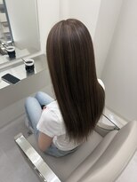 レーヌ(REINE)&nbsp;極細ハイライトで上品に透明感を