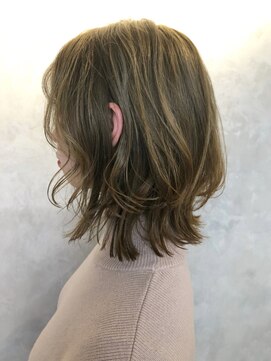 アイティー バイ アルバム 中野店(IT by ALBUM) イエローベージュ_外ハネボブアッシュブラウン_ba275942