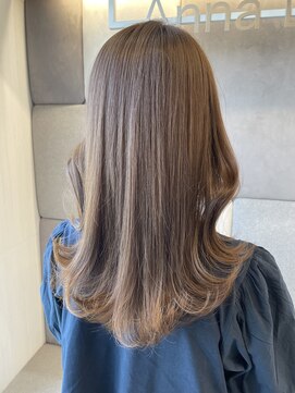 アナ ラーナ(Anna Lanna) ベージュカラー オリーブベージュ イルミナカラー【奥村北斗】