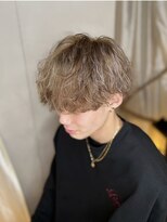 プールトワ(pour toi) メンズパーマ×ハイトーンカラー