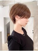 丸みのある女性らしいショート