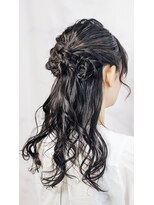 ハーフアップ