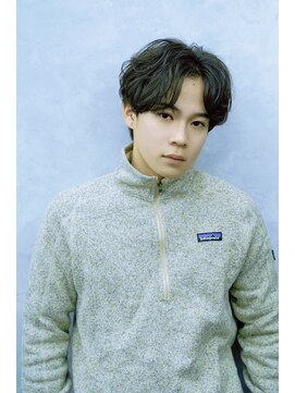 クロムトウキョウ ザ バーバー 新宿本店(CHROM TOKYO the Barber) センターパートニュアンスパーマ 新宿/メンズカット/20代30代
