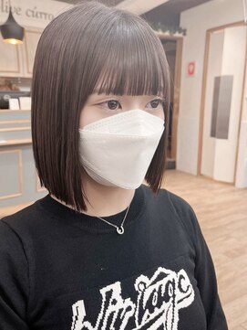 ネオリーブ クーロ(Neolive curro) 小顔ボブ×美髪[ぱつっとボブ/縮毛矯正/横浜韓国]