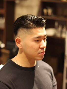 キングスマントーキョー 府中店(KINGSMAN TOKYO) ツーブロックマッシュ/波巻き/ハイライト/束感<理容室><府中駅>