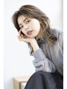 トティア 堀江(Totia) 【Totia堀江】グレーベージュ×デザインカラー