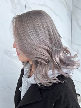 アリープパロット(ALEAP parrot) シルバーカラー/ブリーチ/ミディアム【ALEAP parrot/大西】