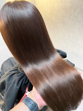 クプラ(Qpula) 【qpula 城慎太郎】ブラウンベージュ＋髪質改善トリートメント