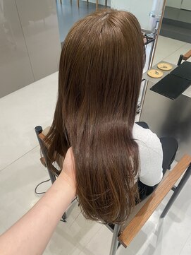 ローレンアオ(LOREN AO) オリーブベージュ/ロング/ブラウンカラー/イルミナカラー