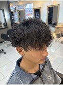 ツイトスパイラルパーマ　縦落ちパーマ　スペインカール　波巻き