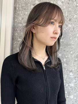 サンク 原宿 表参道(cinq) コントラストのあるベージュのインナーカラー