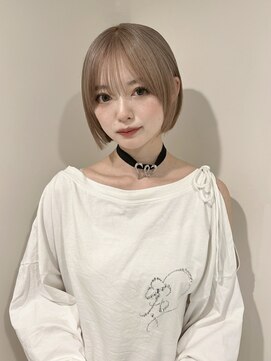 ペレ アネックス 大阪梅田茶屋町店(PELE ANNEX) ホワイトグレージュ/デジタルパーマ/フェザー/梅田