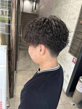 アース 天満橋店(HAIR & MAKE EARTH) 韓国風マッシュツイスパ◎小顔効果も叶うモテ髪メンズ
