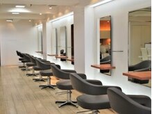 美容室 プカシェル 三鷹台店