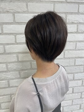 アッシュ 稲田堤店(Ash) 丸みショートボブ