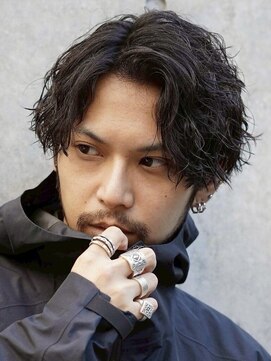 レタッチ バイ フィフス 銀座(RETOUCH by fifth) 銀座波巻きスパイラルパーマツイストスパイラルセンターパート