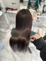 リーホリエ(Lee Horie)&nbsp;【Gyo】髪質改善縮毛矯正でサラツヤストレート