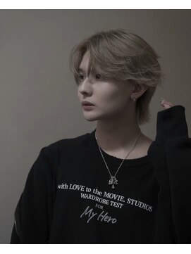 ケイ(K) フェザーショート