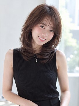 ノラ ギンザ(NORA GINZA) レイヤーカット×ミディアム×前髪あり20代30代40代50代60代