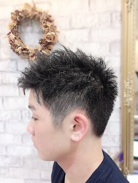 イムア(imua) くせ毛風ショート