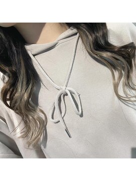 レヴェリー(REVERIE) #プルエクステ#インナーカラー