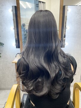 ロイオブジゼル(roi of GiseL) 色気艶暗髪【博多天神】@halu_the_world