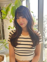 エレノア トーキョー 恵比寿(ELEANOAH TOKYO)&nbsp;王道韓国風ナチュラルレイヤーカット  艶髪ブルーブラック