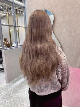 ロンド レア 天神大名店(Lond Le’a) デザインカラー/レイヤーカット/ウェットヘア/オリーブベージュ