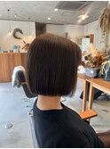 オリーブベージュ