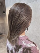ドゥマン(Demain) レイヤーカット イメチェン 外ハネボブ 美髪 ワイドバング