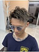ツイスト＆ハイライト＆フェードカット