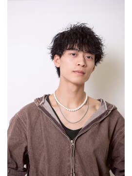 ルフュージュ バイ プロデュース 相模大野店(Refuge by Produce) メンズパーマ