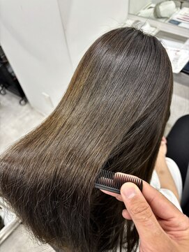 ベイ リコルド アトリ 名古屋名駅店(Bei Licoldo.Atole) 湿気に打ち勝つ縮毛矯正!!