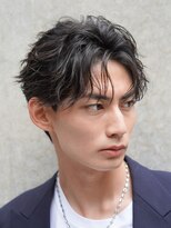 レタッチ バイ フィフス 銀座(RETOUCH by fifth)&nbsp;銀座フェザーパーマメンズ波巻きパーマツイストスパイラルパーマ