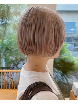 オーダーワン(OORDER1) ：ボブとベージュ：