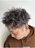 スパイキーツイストメッシュツーブロックパーマ