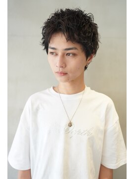 ニコ トウキョウ ロジック(nico TOKYO Logic) スパイキーショートピンパーマ