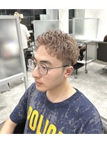 キートス(Kiitos)&nbsp;短髪ミルクティーパーマ