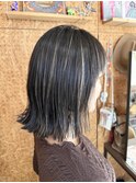ハイライトカラーミディアムボブ