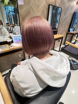 アース 会津若松店(HAIR&MAKE EARTH) ツヤ感ピンクベージュボブ
