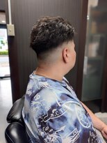 バーバーバー 都賀(BARBER-BAR)&nbsp;【大人の色気】スキンフェード×立体感スパイキーショート