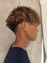 キリ 逗子(kiri)&nbsp;逗子葉山スペインカールメンズパーマプードルパーマ眉毛学割M146