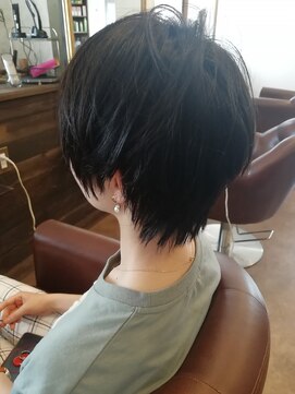 ラボーテ 南大分店(La Beaute') 【ストレートタッチのベリーショート】セット簡単/WAX仕上げ