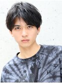 カットのみ!前下がりハンサムショート
