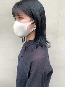 ヘアー アイス ルーチェ(HAIR ICI LUCE) ネイビーカラー 切りっぱなしロブ 切りっぱなし 担当 城倉